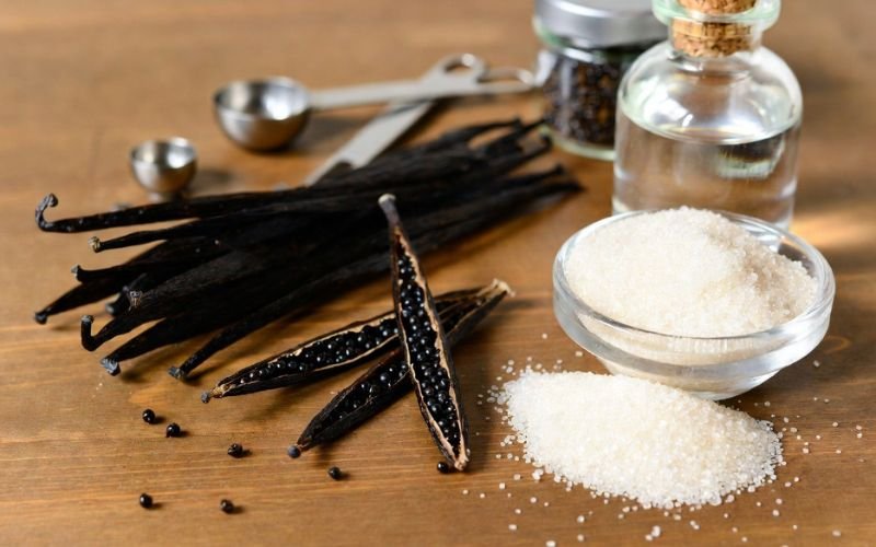 Ingredients for the Basic Easy Vanilla Bean Paste Recipe